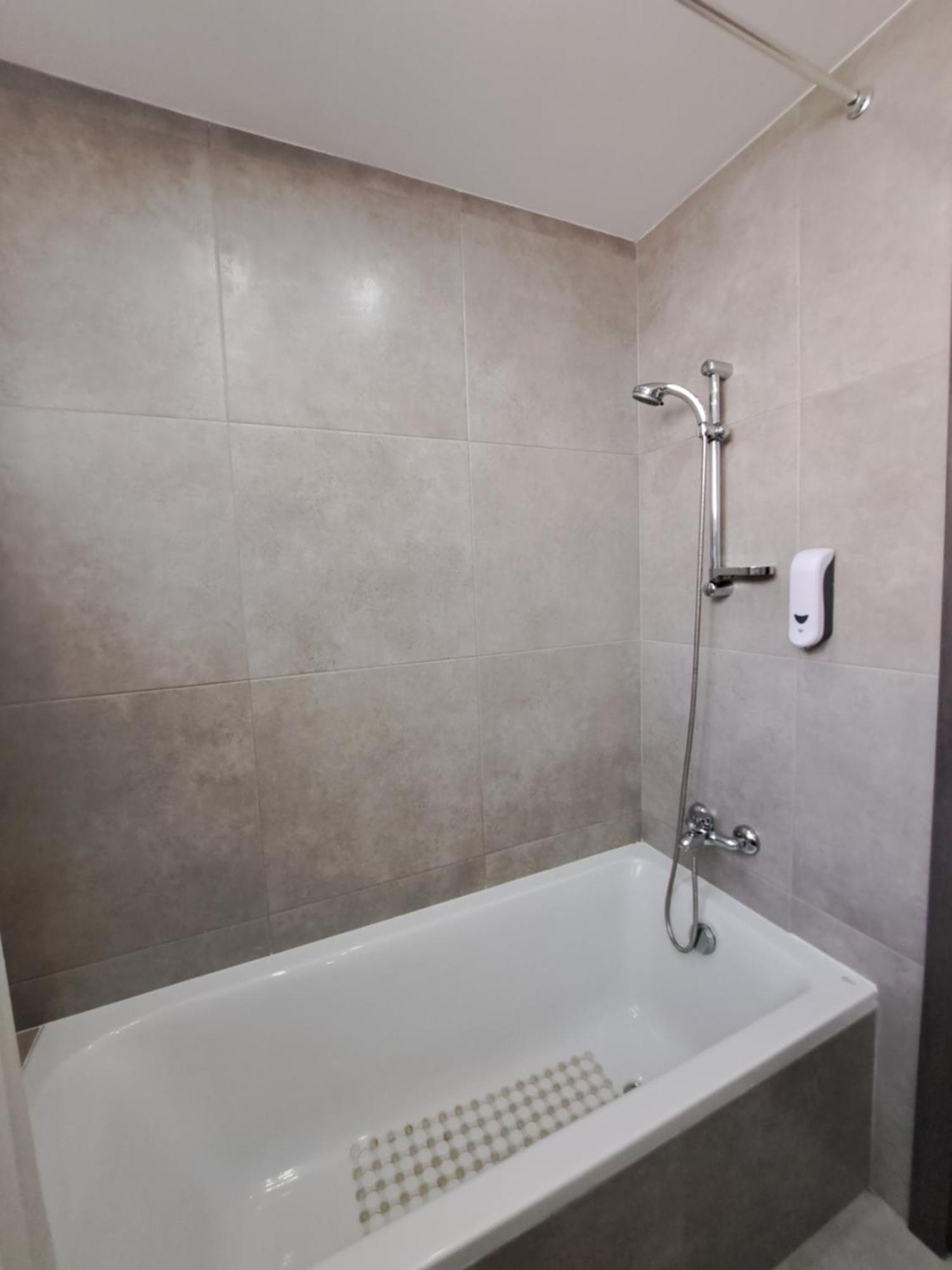 Albert'S Apartment St Lazarus 402 B - First Floor Larnaca Exterior photo